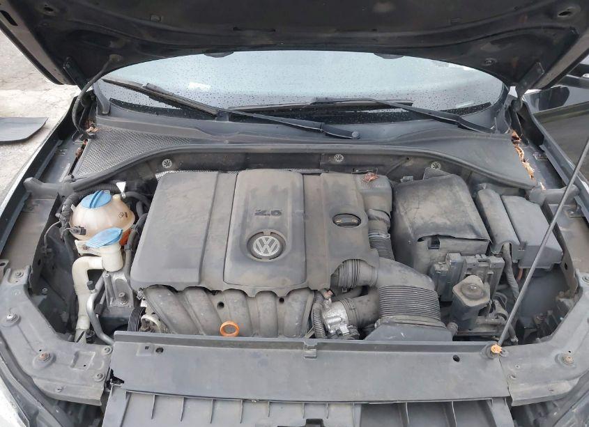 Photo 10 of 2013 Volkswagen Passat 2.5L SE (VIN 1VWBP7A35DC061819)
