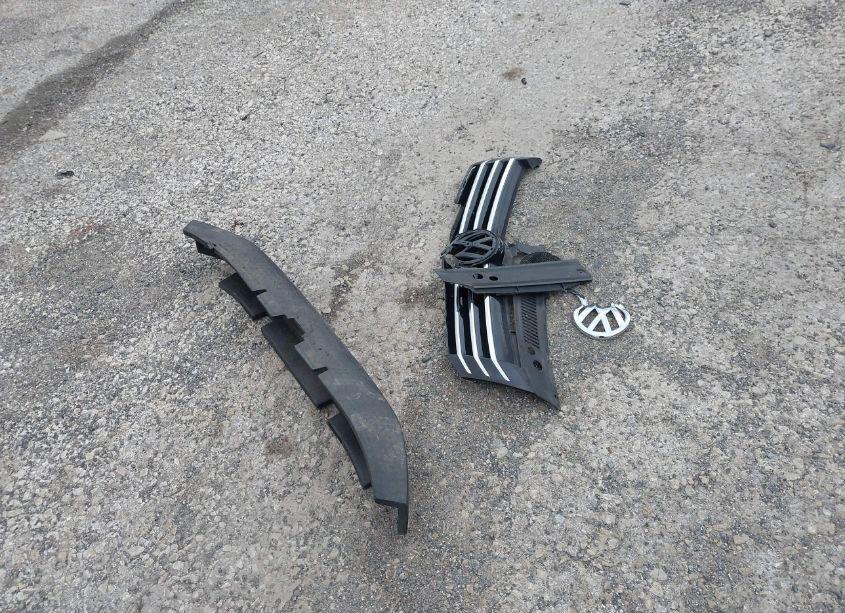 Photo 12 of 2013 Volkswagen Passat 2.5L SE (VIN 1VWBP7A35DC061819)