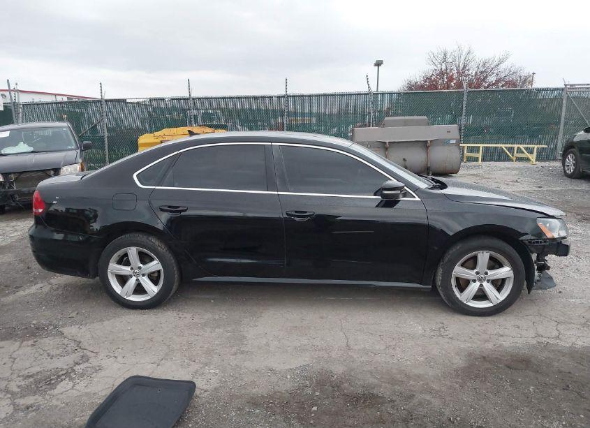 Photo 14 of 2013 Volkswagen Passat 2.5L SE (VIN 1VWBP7A35DC061819)