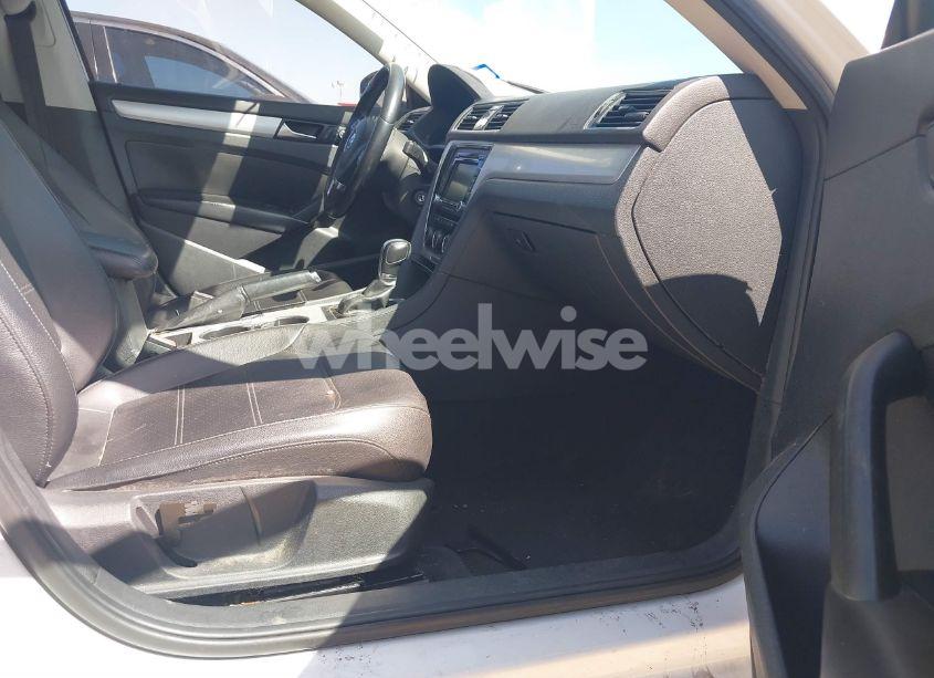 Photo 5 of 2013 Volkswagen Passat 2.5L SE (VIN 1VWBP7A35DC086378)