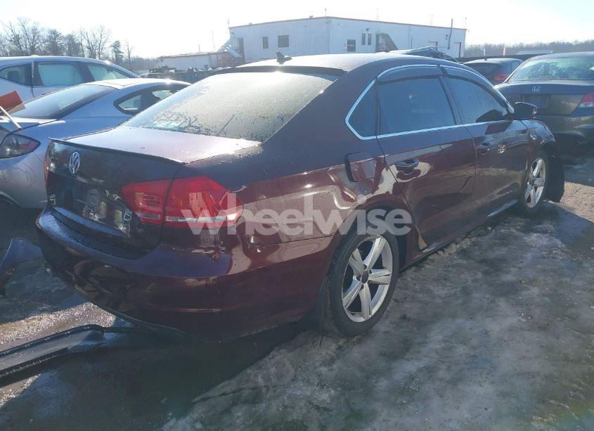 Photo 4 of 2013 Volkswagen Passat 2.5L SE (VIN 1VWBP7A35DC146224)
