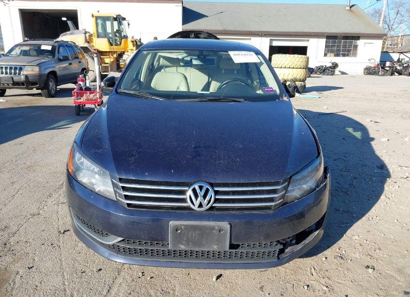 Photo 12 of 2014 Volkswagen Passat 2.5L SE (VIN 1VWBP7A35EC012752)