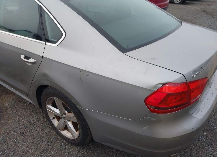 Photo 6 of 2014 Volkswagen Passat 2.5L SE (VIN 1VWBP7A35EC019460)