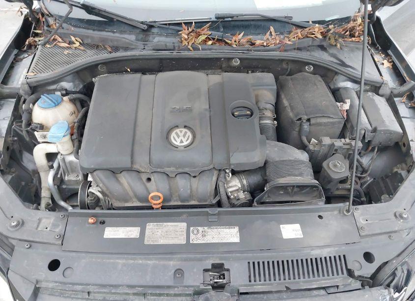 Photo 10 of 2012 Volkswagen Passat 2.5L SE (VIN 1VWBP7A36CC036779)