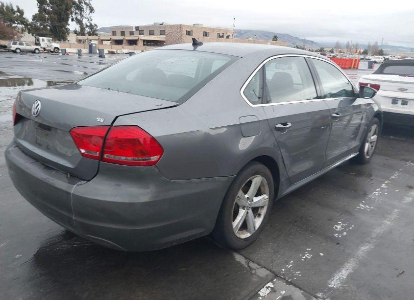 Photo 4 of 2012 Volkswagen Passat 2.5L SE (VIN 1VWBP7A36CC036779)