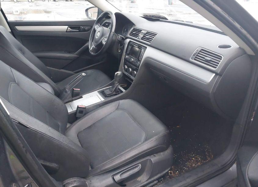 Photo 5 of 2012 Volkswagen Passat 2.5L SE (VIN 1VWBP7A36CC036779)