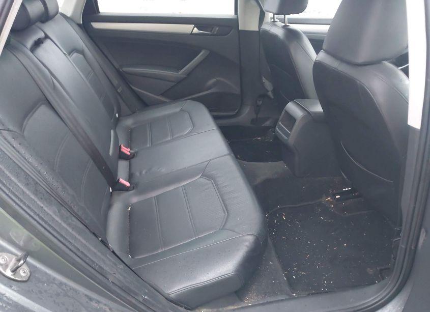 Photo 8 of 2012 Volkswagen Passat 2.5L SE (VIN 1VWBP7A36CC036779)