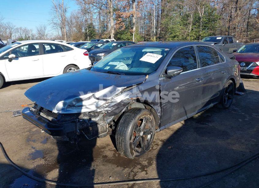 Photo 2 of 2012 Volkswagen Passat 2.5L SE (VIN 1VWBP7A36CC038189)