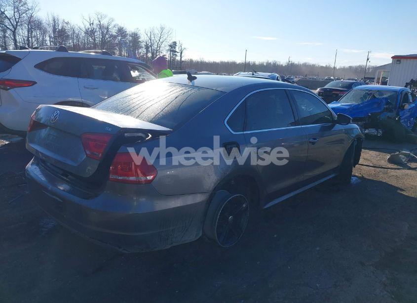 Photo 4 of 2012 Volkswagen Passat 2.5L SE (VIN 1VWBP7A36CC038189)