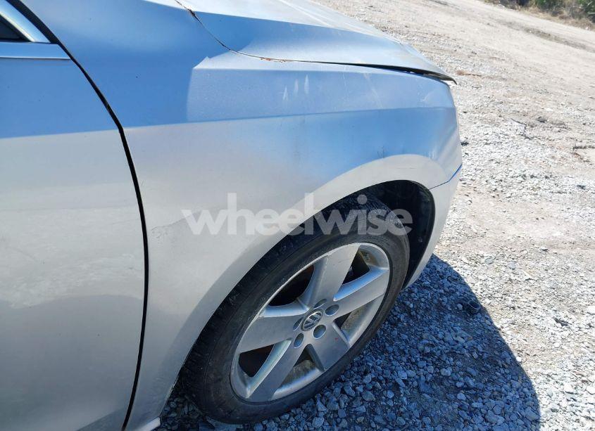 Photo 15 of 2012 Volkswagen Passat 2.5L SE (VIN 1VWBP7A36CC061889)