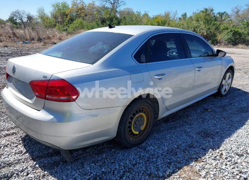 Photo 4 of 2012 Volkswagen Passat 2.5L SE (VIN 1VWBP7A36CC061889)