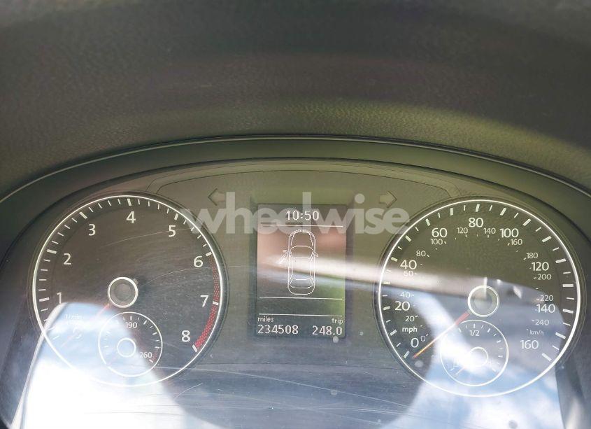 Photo 7 of 2012 Volkswagen Passat 2.5L SE (VIN 1VWBP7A36CC067207)