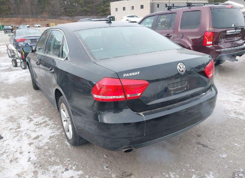 Photo 3 of 2012 Volkswagen Passat 2.5L SE (VIN 1VWBP7A36CC110038)