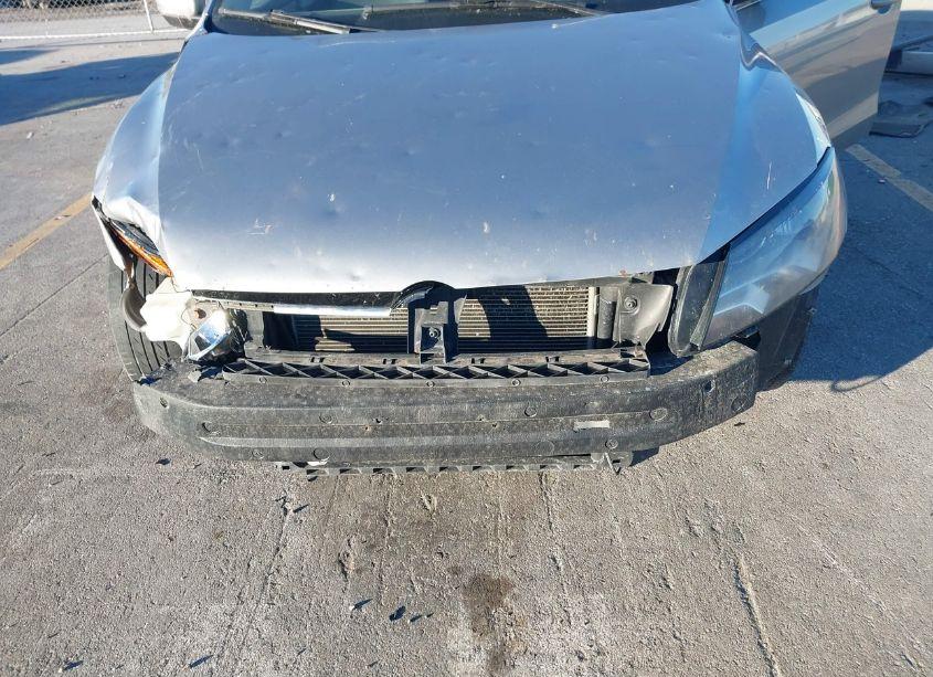 Photo 6 of 2013 Volkswagen Passat SE W/SUNROOF (VIN 1VWBP7A36DC009423)