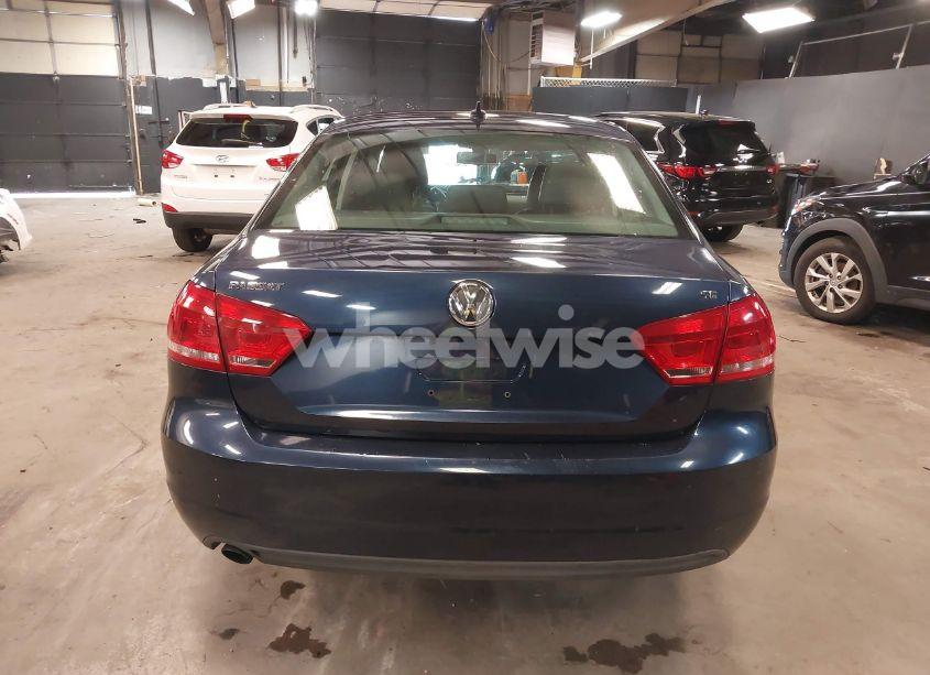 Photo 16 of 2013 Volkswagen Passat 2.5L SE (VIN 1VWBP7A36DC037819)