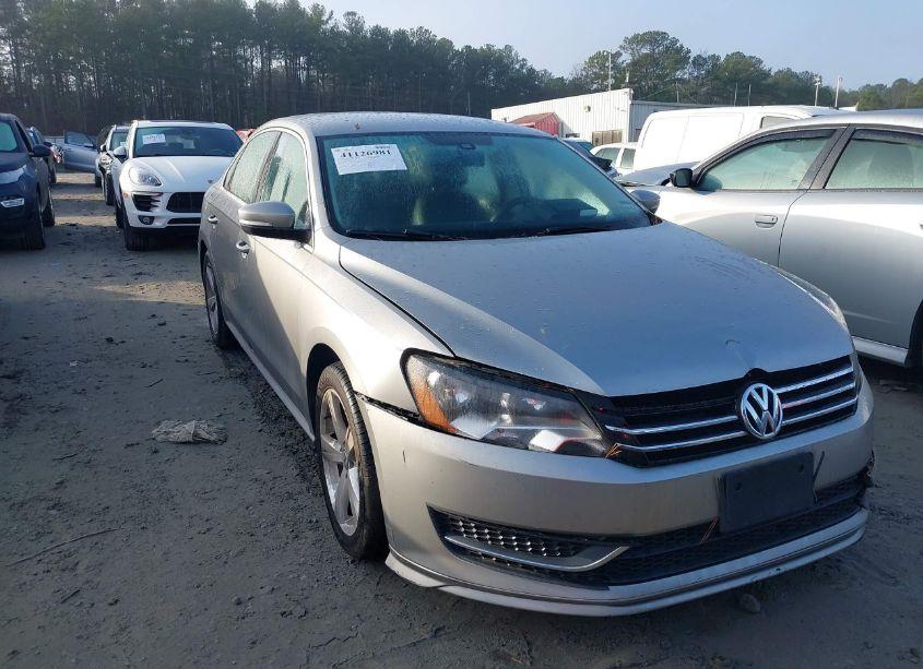 Photo 6 of 2013 Volkswagen Passat 2.5L SE (VIN 1VWBP7A36DC054538)