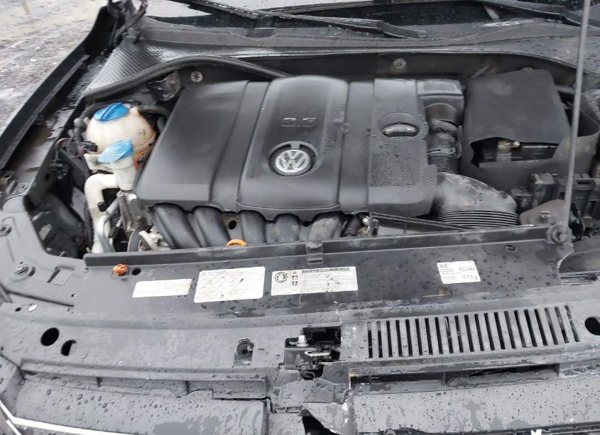 Photo 10 of 2013 Volkswagen Passat 2.5L SE (VIN 1VWBP7A36DC096319)