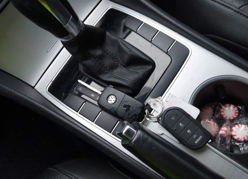 Photo 11 of 2013 Volkswagen Passat 2.5L SE (VIN 1VWBP7A36DC096319)