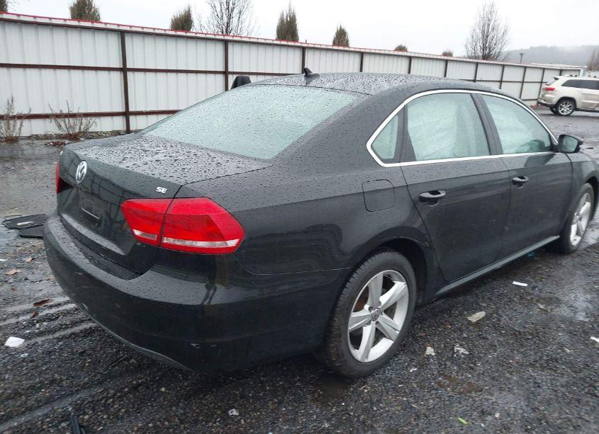 Photo 4 of 2013 Volkswagen Passat 2.5L SE (VIN 1VWBP7A36DC096319)