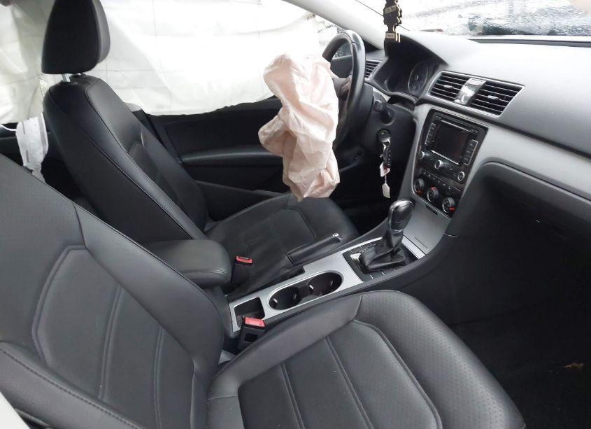 Photo 5 of 2013 Volkswagen Passat 2.5L SE (VIN 1VWBP7A36DC096319)