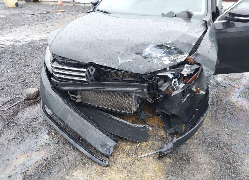 Photo 6 of 2013 Volkswagen Passat 2.5L SE (VIN 1VWBP7A36DC096319)