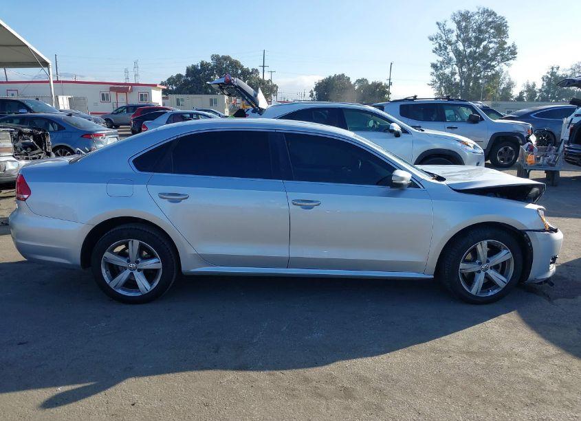 Photo 13 of 2013 Volkswagen Passat 2.5L SE (VIN 1VWBP7A36DC105293)