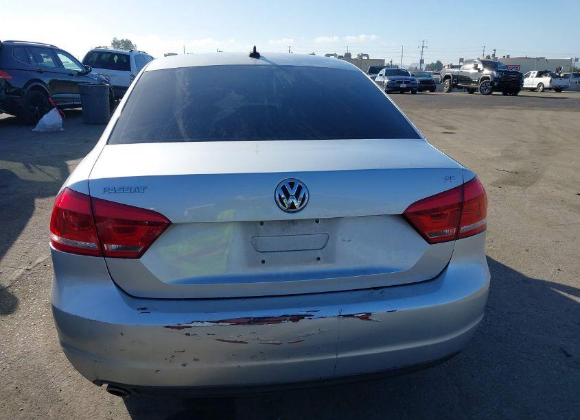 Photo 16 of 2013 Volkswagen Passat 2.5L SE (VIN 1VWBP7A36DC105293)