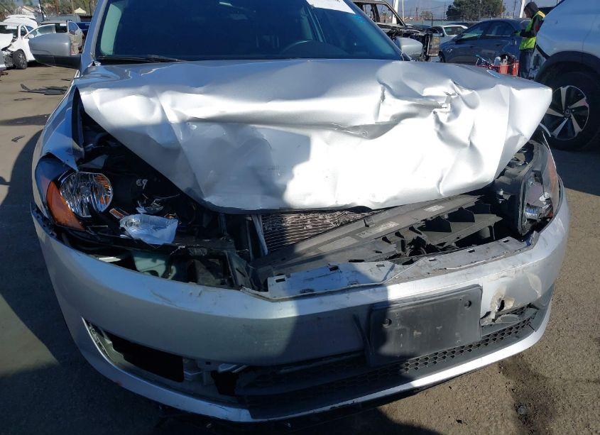 Photo 6 of 2013 Volkswagen Passat 2.5L SE (VIN 1VWBP7A36DC105293)