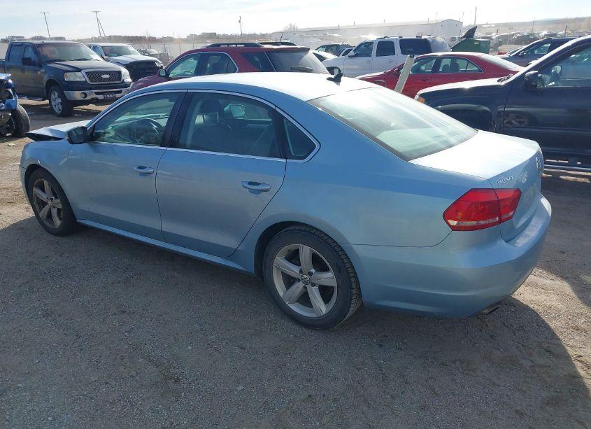 Photo 3 of 2013 Volkswagen Passat 2.5L SE (VIN 1VWBP7A36DC151450)