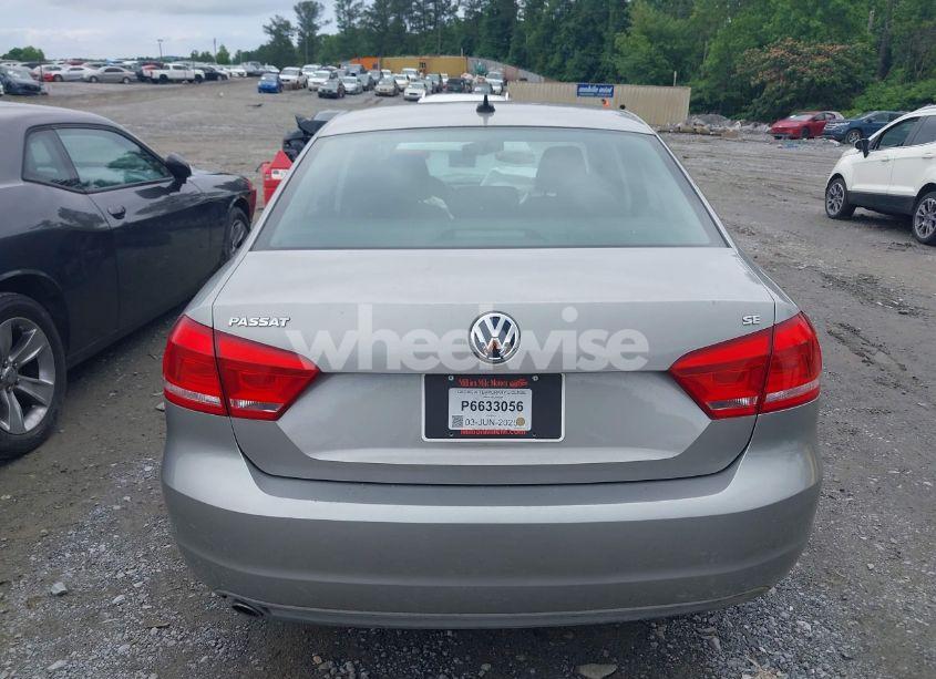 Photo 16 of 2012 Volkswagen Passat 2.5L SE (VIN 1VWBP7A37CC002284)