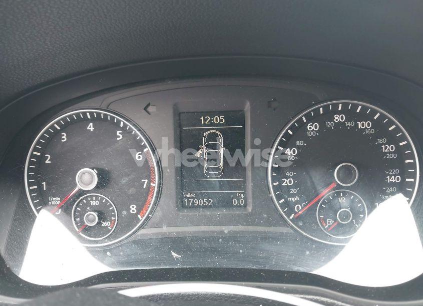 Photo 7 of 2012 Volkswagen Passat 2.5L SE (VIN 1VWBP7A37CC002284)