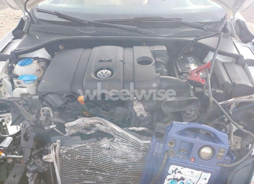 Photo 10 of 2012 Volkswagen Passat 2.5L SE (VIN 1VWBP7A37CC009431)