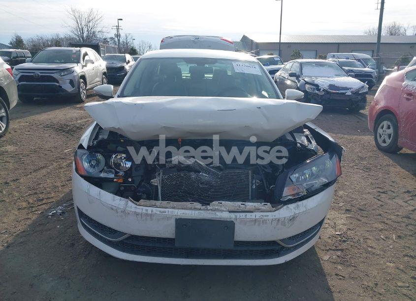 Photo 12 of 2012 Volkswagen Passat 2.5L SE (VIN 1VWBP7A37CC009431)