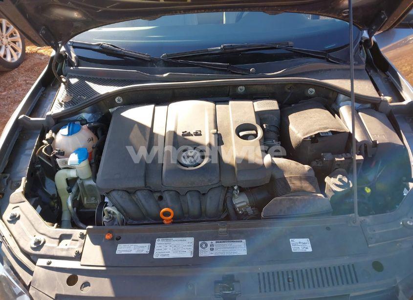 Photo 10 of 2012 Volkswagen Passat 2.5L SE (VIN 1VWBP7A37CC013754)