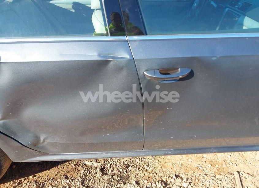 Photo 13 of 2012 Volkswagen Passat 2.5L SE (VIN 1VWBP7A37CC013754)