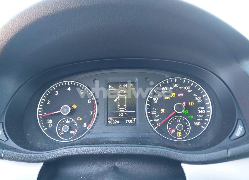 Photo 7 of 2012 Volkswagen Passat 2.5L SE (VIN 1VWBP7A37CC013754)