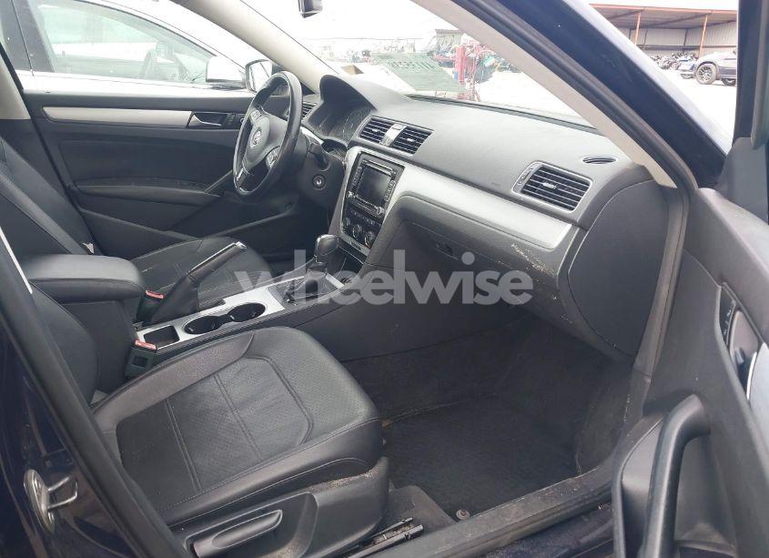 Photo 5 of 2013 Volkswagen Passat 2.5L SE (VIN 1VWBP7A37DC097561)