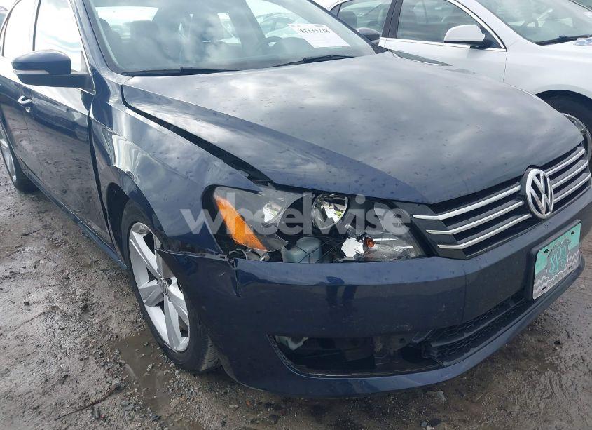 Photo 6 of 2013 Volkswagen Passat 2.5L SE (VIN 1VWBP7A37DC097561)