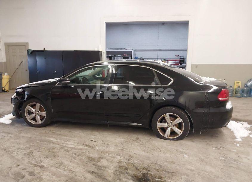 Photo 14 of 2013 Volkswagen Passat 2.5L SE (VIN 1VWBP7A37DC113595)