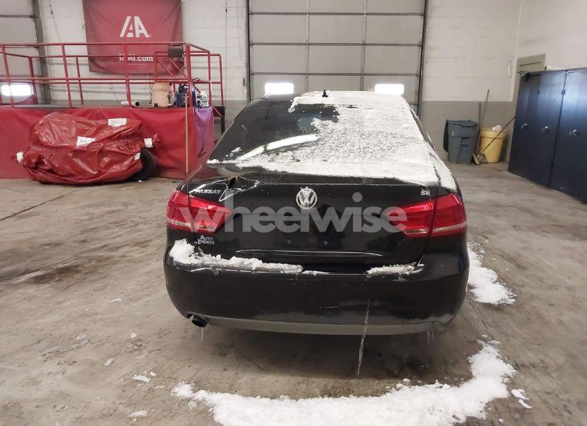 Photo 16 of 2013 Volkswagen Passat 2.5L SE (VIN 1VWBP7A37DC113595)