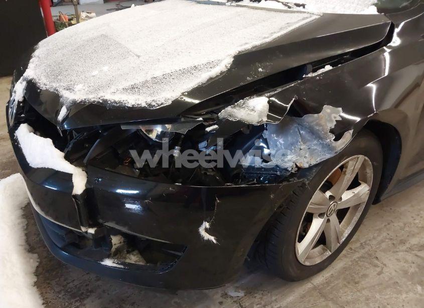 Photo 6 of 2013 Volkswagen Passat 2.5L SE (VIN 1VWBP7A37DC113595)