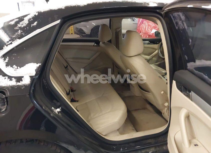 Photo 8 of 2013 Volkswagen Passat 2.5L SE (VIN 1VWBP7A37DC113595)