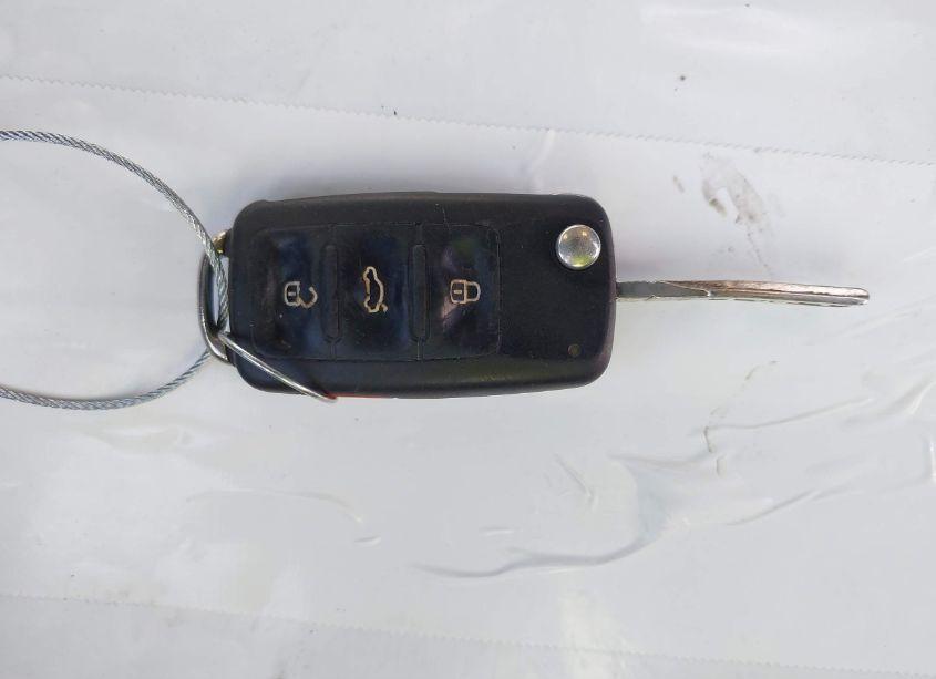 Photo 11 of 2013 Volkswagen Passat 2.5L SE (VIN 1VWBP7A37DC128436)