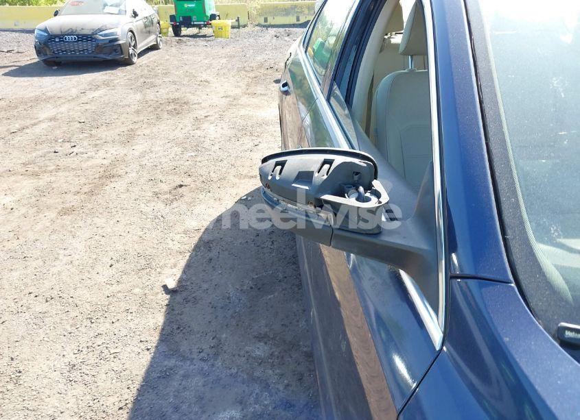 Photo 15 of 2014 Volkswagen Passat 2.5L SE (VIN 1VWBP7A37EC012980)