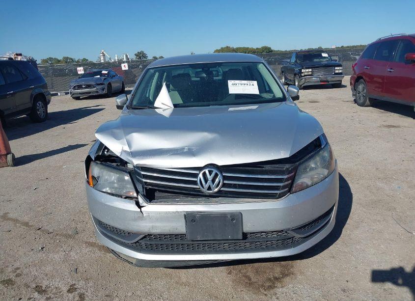 Photo 12 of 2014 Volkswagen Passat 2.5L SE (VIN 1VWBP7A37EC013806)