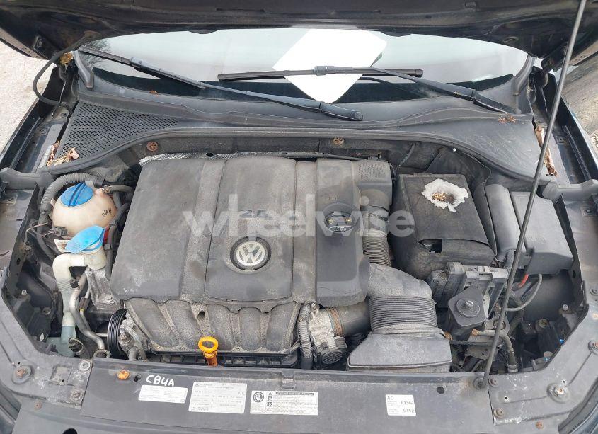 Photo 10 of 2012 Volkswagen Passat 2.5L SE (VIN 1VWBP7A38CC033611)