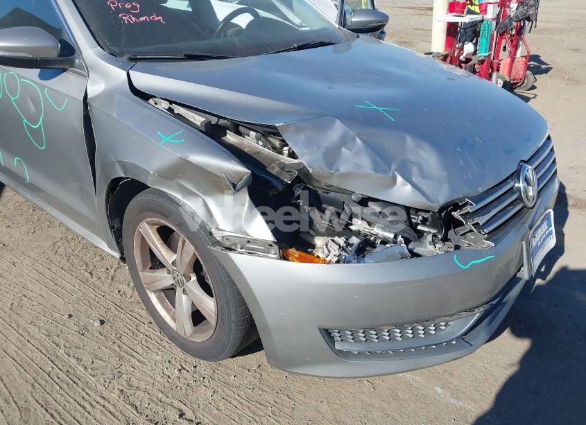 Photo 6 of 2012 Volkswagen Passat 2.5L SE (VIN 1VWBP7A38CC058783)