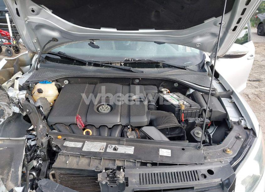 Photo 10 of 2012 Volkswagen Passat 2.5L SE (VIN 1VWBP7A38CC074580)