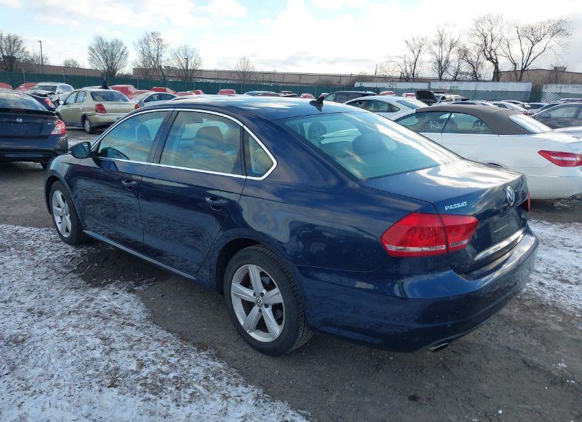 Photo 3 of 2012 Volkswagen Passat 2.5L SE (VIN 1VWBP7A38CL088124)