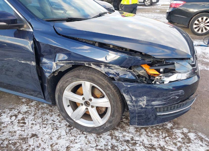 Photo 6 of 2012 Volkswagen Passat 2.5L SE (VIN 1VWBP7A38CL088124)
